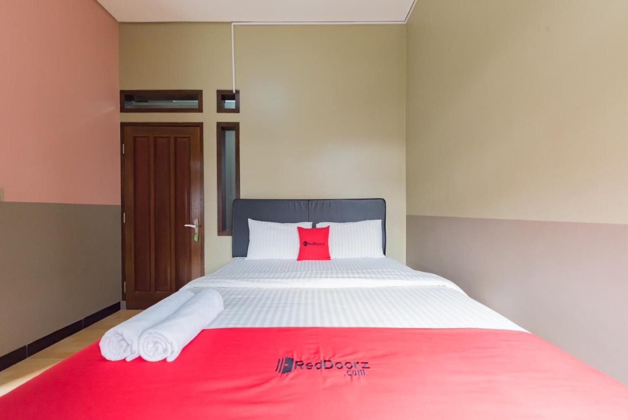 Reddoorz Syariah Near Politeknik Negeri Bandung Campus 호텔 치마히 외부 사진